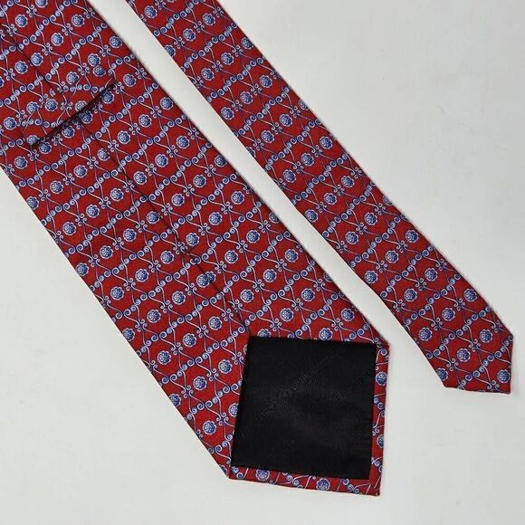 METROPOLITAN MUSEUM OF ART SILK TIE RED BLUE BAROQUE FLORAL FOULARD 3.5" X 58" - Picture 2 of 2